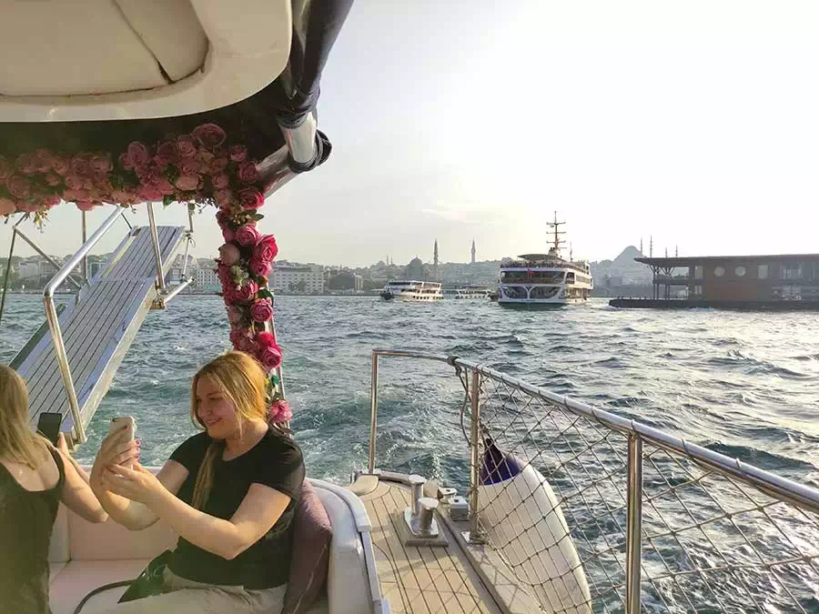 Eventos Privados en Yate por el Bósforo — Estambul