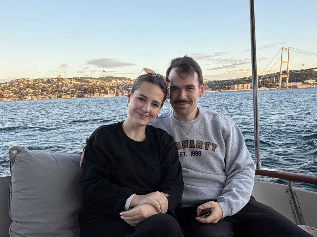 Crucero Privado en Yate al Atardecer por el Bósforo — Estambul